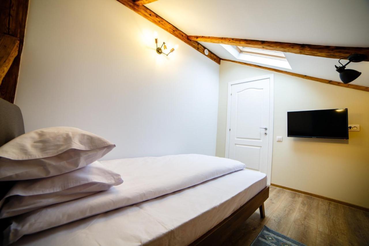 Alpine Loft Leilighet Câmpulung Moldovenesc Eksteriør bilde